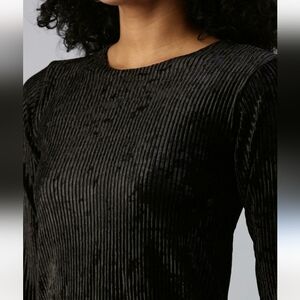 Elegant Black Velvet Women's Top